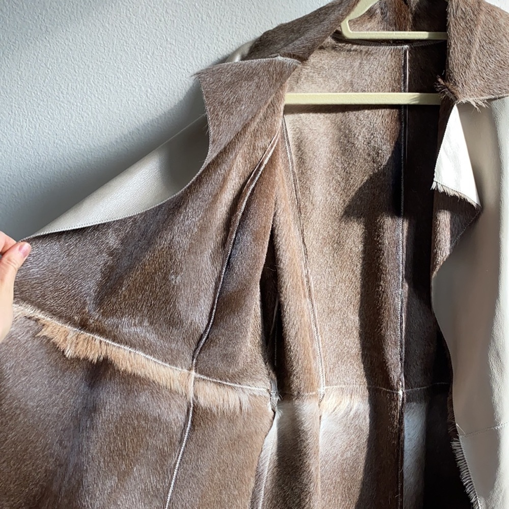 Charles Jourdan vintage pearl leather coat. - Picture 9 of 11